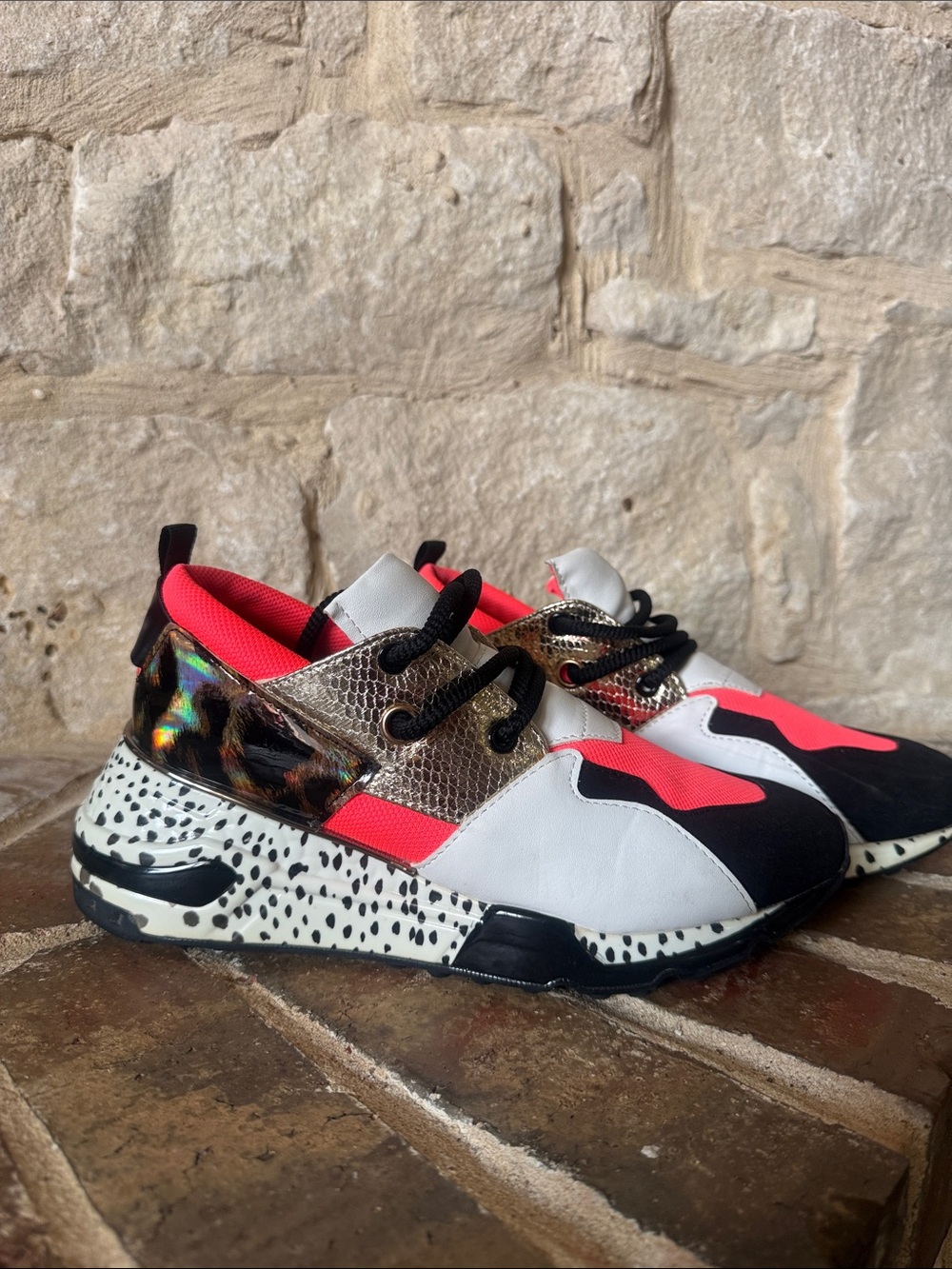 STEVE MADDEN Neon Pink, White & Black Mixed-Print Platform Sneakers
